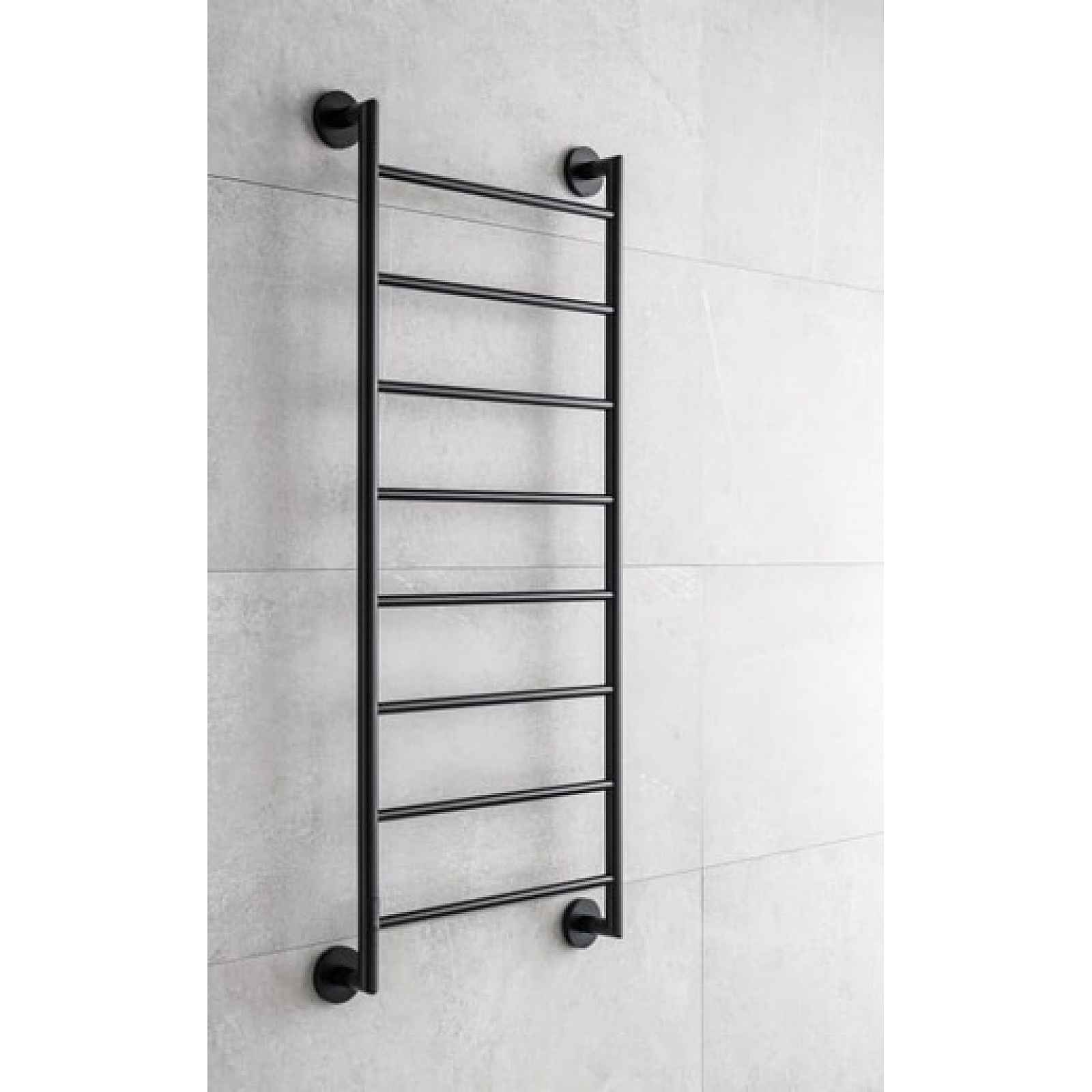 Sušák ručníků elektrický P.M.H. Niklas 146,2x65,7 cm černá NI26571462BRK