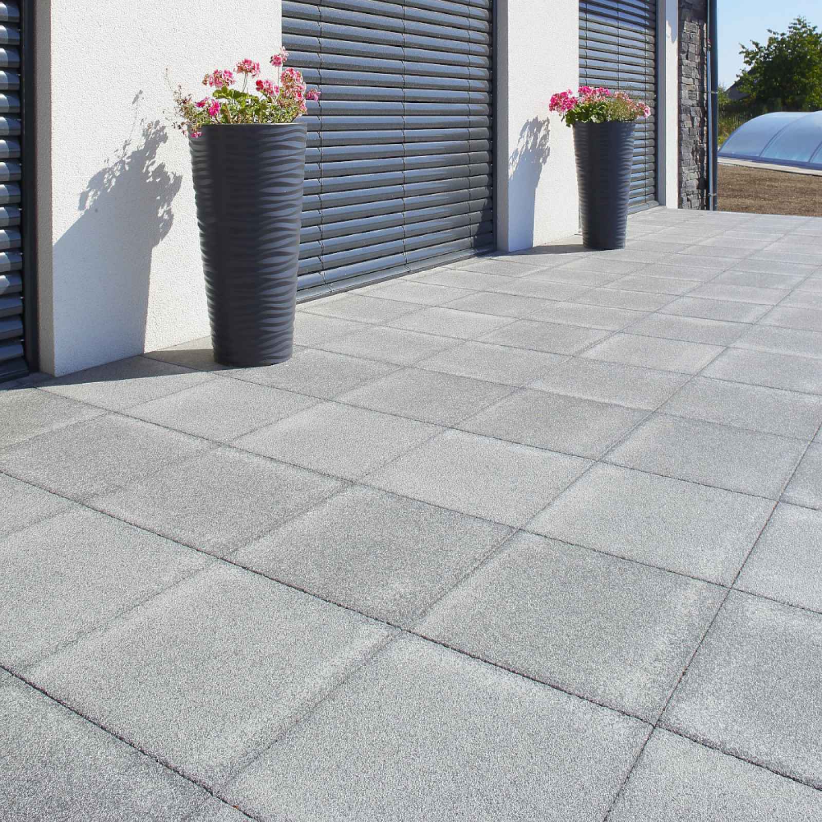 Betonová terasová dlažba BEST, povrch tryskaný, barva tamoro, 40×400×400 mm