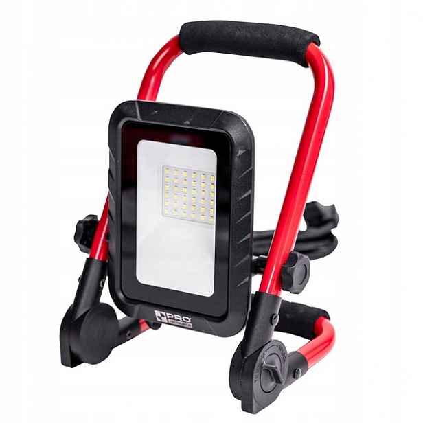 Led reflektor IP65 30W 80lm/W Pro