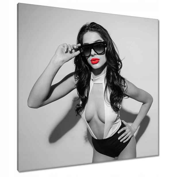 Obrazy 80x80 Červené rty paní s brýlemi