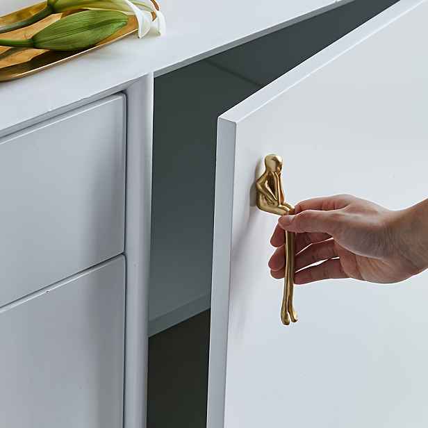 TEMU Stylová mosazná rukojeť navržená pro moderní minimalistické šatníky a skříňky, s severskou světlou luxusní estetikou ve zlaté barvě, ideální pro