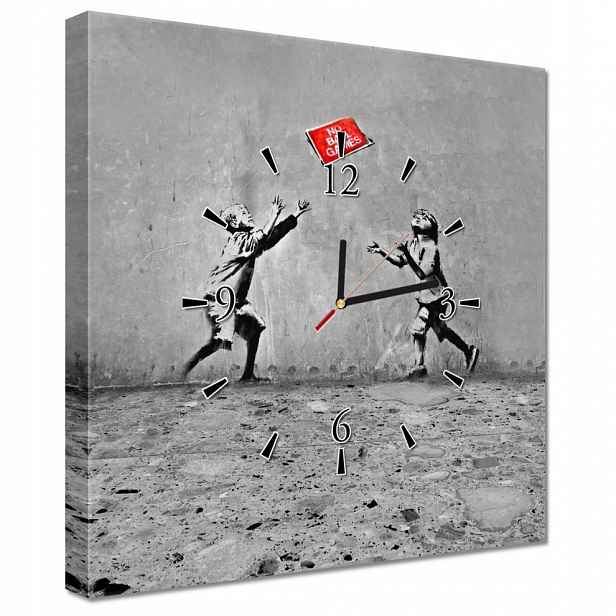 Nástěnné hodiny Banksy No ball games 40x40