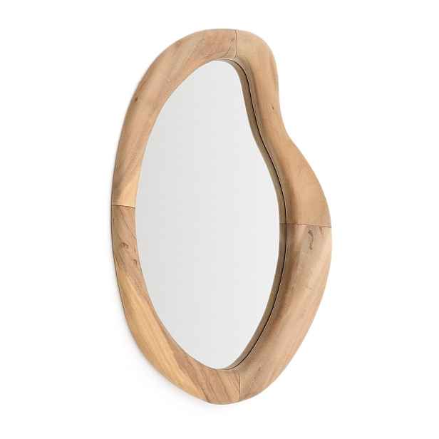 Nástěnné zrcadlo s dřevěným rámem 44x68 cm Selem – Kave Home