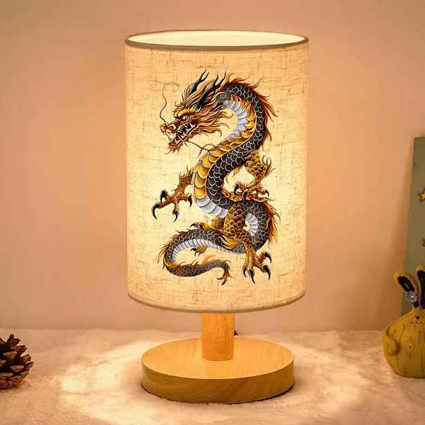 TEMU Dragon Print Ambient Noční Lampa, Nordický Dřevěný Tón Stolní Lampa, LED Světlo Vhodné do Ložnic a Kolejí, Vnitřní LED Lampa s Látkovým