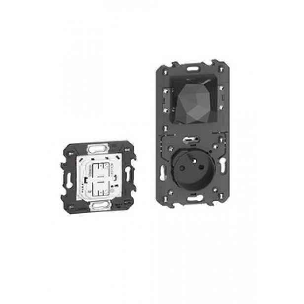 Brána s konektorem 2P+Z connected 2M černá Living Now Legrand KG4502C