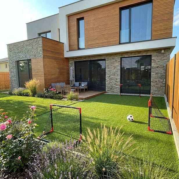 Umělá tráva Profi Garden, vyříznout kruh, šíře 4m, zelená, Europe Grass