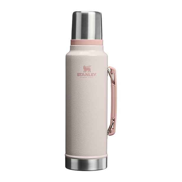 Světle růžová termoska z nerezové oceli 1,4 l Legendary Classic Bottle Hammertone Rose Quartz – Stanley
