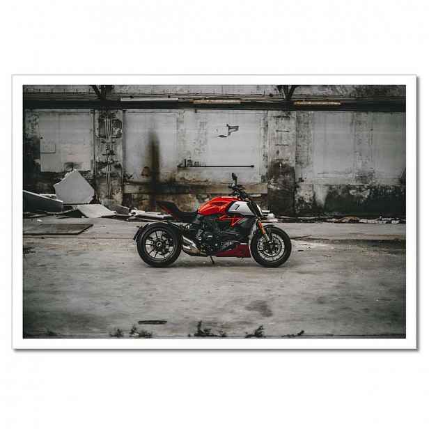 Plakáty v rámu 60x40 Červené Ducati Motocykl