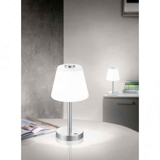 Trio Emerald led stolní lampa nikl 525490107 TR525490107