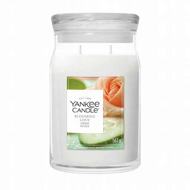 Velká vonná svíčka Yankee Candle Blooming Love