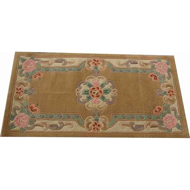Vlněný koberec typu Aubusson 60x120 béžový