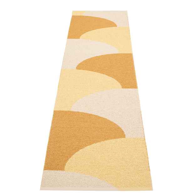 Okrově žlutý vnitřní a venkovní běhoun 70x270 cm Hill Ochre Pale Yellow – Pappelina