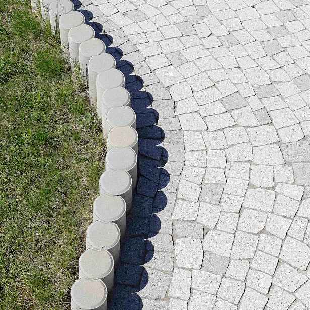 Palisáda betonová BEST RONDELA standard přírodní 110×100×400 mm