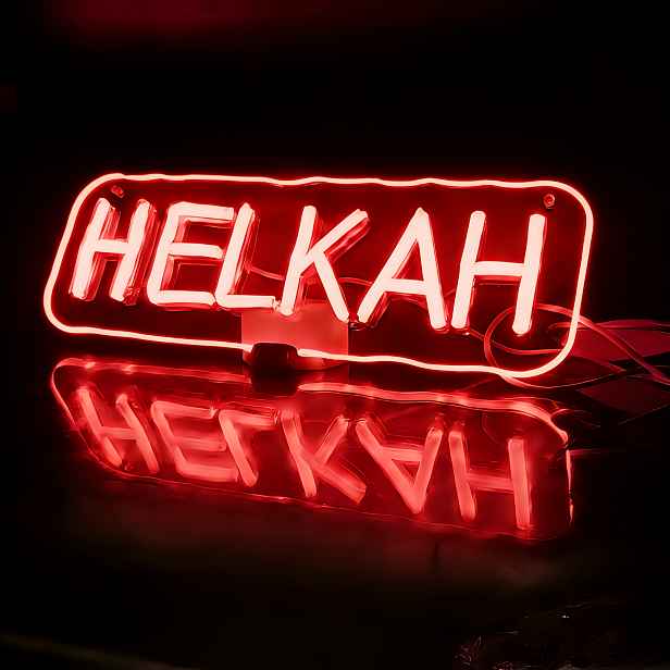 TEMU Neonový nápis s vlastním jménem - Personalizované LED nástěnné umění s srdce, USB napájený dekor do ložnice, ideální pro domácnost, kancelář,