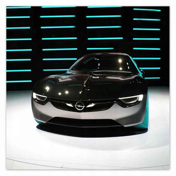 Plakáty 140x140 Sportovní automobil Opel