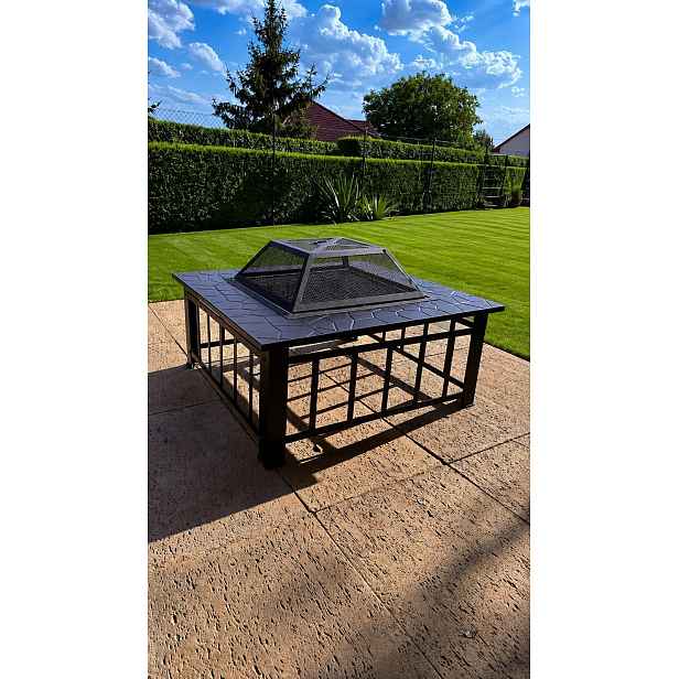 Čtvercové kryté ohniště PIT-008 80 cm s odkládací plochou Iq models