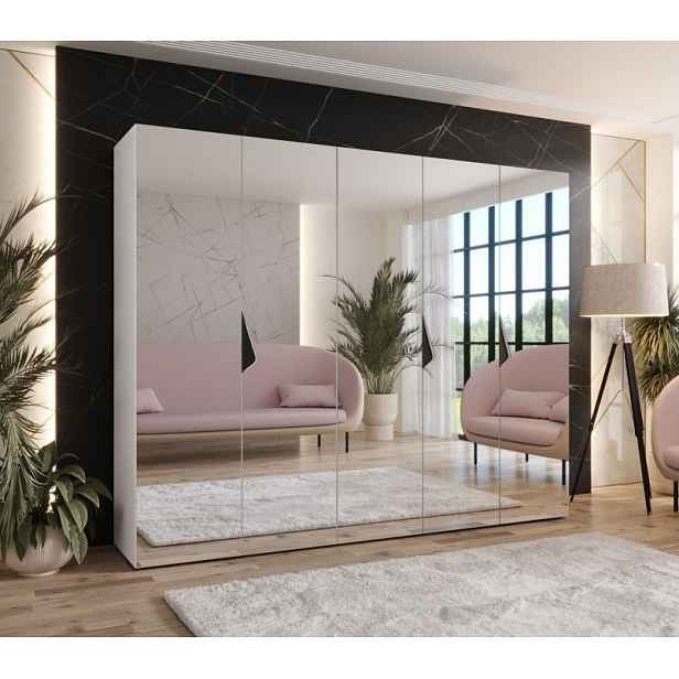 Široká šatní skříň 250 cm AMARIS 3 se zrcadlem - bílá / černé úchyty