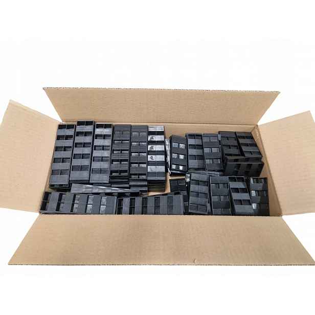 200 ks Box Pvc montážní klíny MIX Set Střední a velké 200 kusů