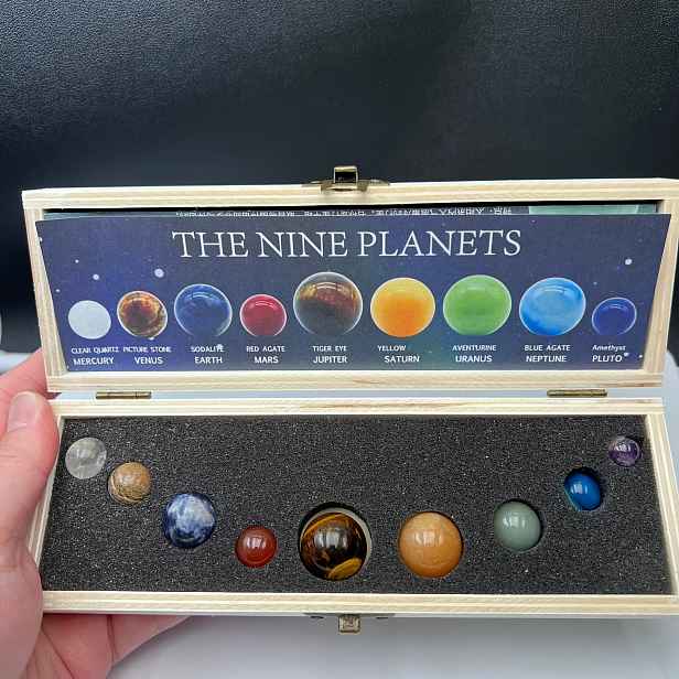 TEMU 9 ks Kuličky z Přírodního Kamene, Dekorace na Stůl Sluneční Soustavy s 9 Planetami, Model Galaxie a Vesmíru, Nebeský Kreativní Dárek pro Domov a