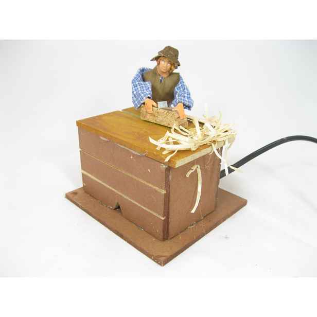 Pohyblivá Figura Do Betlému Tesař hebluje, pro postavy vysoké 12 cm