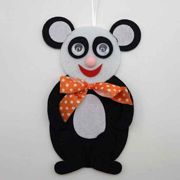 Ozdoba panda dekor mašle plst/plast/mašle bílo-černá 20cm