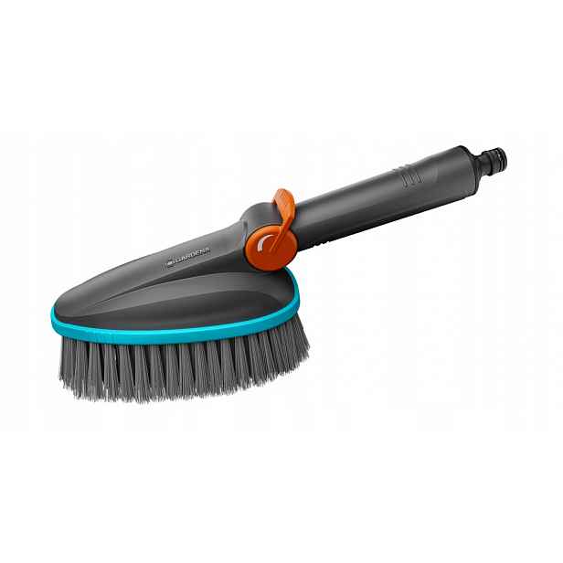 Měkký kartáč M Gardena Cleansystem 18842-20 s průtokem vody