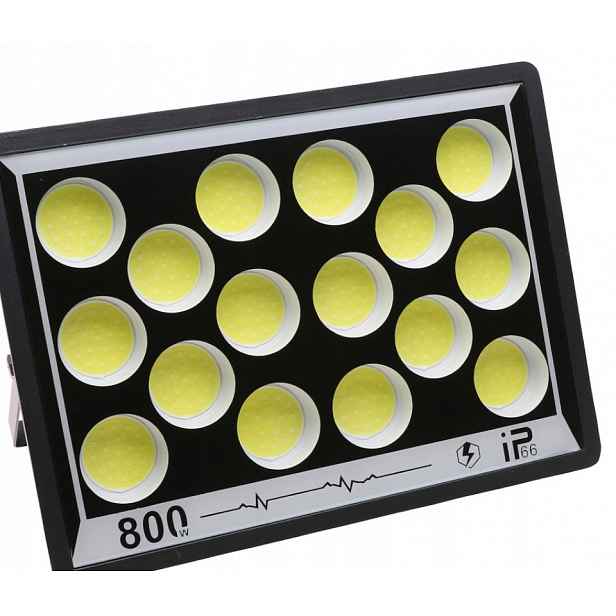 Halogen bílý studený 72000 lm 1000 W