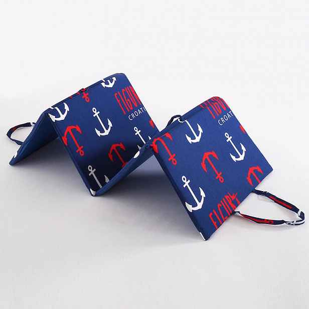 Plážové lehátko ČERVENÉ A BÍLÉ KOTVY