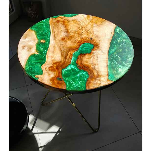 Kulatý konferenční stolek ze dřeva se zelenou pryskyřicí Loft 60 cm