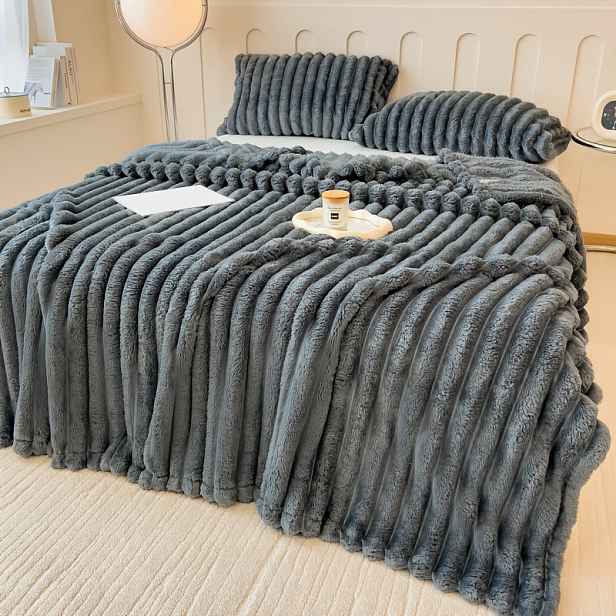 TEMU Měkká hřejivá kojenecká hedvábná/flammantová , moderní lehký luxusní styl, lze prát v pračce, imitace králičí kožešiny, pro celoroční použití,
