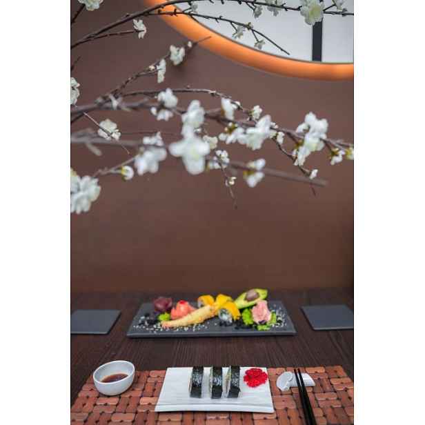Sushi sada Zen pro 1 osobu Černá