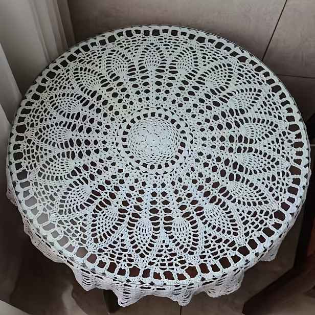 TEMU Béžový Vintage Ručně Háčkovaný Krajkový Ubrousek s Vyřezávaným Designem, Ubrousek na Párty Stůl, 47in x 31in