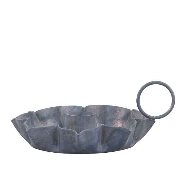 Zinkový antik kovový svícen na úzkou svíčku s ouškem Flower - 12*11*5 cm Chic Antique
