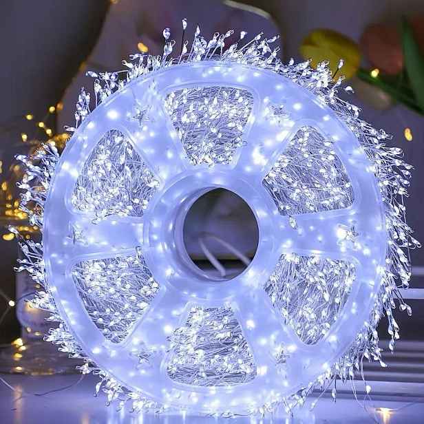 Vánoční Řetěz 2000 Led 85M Studená Bílá Dálkové Ovládání 8 Režimů IP44 Vánoční Osvětlení Na Stromeček