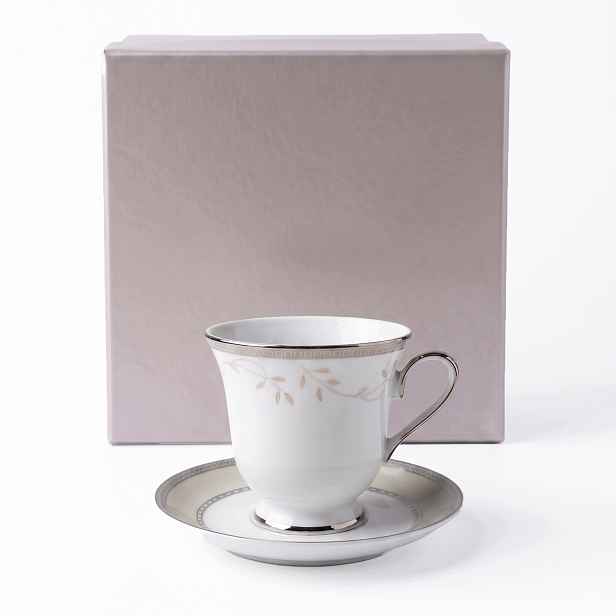 Elegantní porcelánová šálek s podšálkem 250 ml Chodzież Gift Box