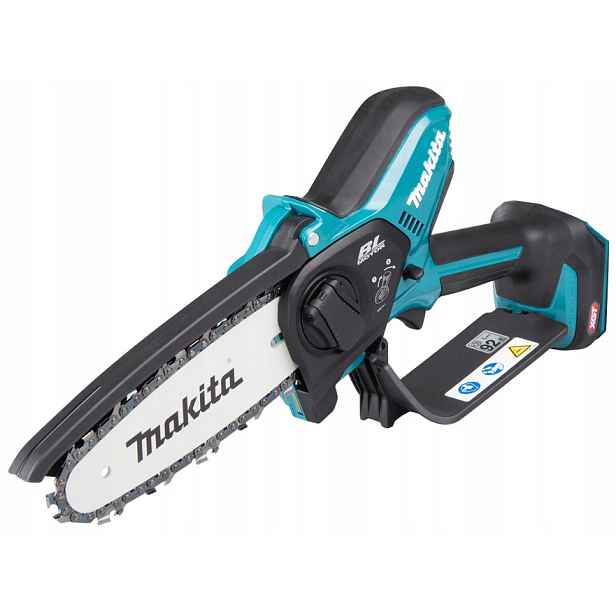 Makita Akumulátorová Pila Na Větve UC029GZ01 Xgt 40V 15 cm Lehká 1,3 kg