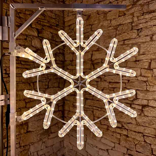 Easy Fix 2D LED světelná vločka III, Ø 80 cm, teple bílá, sada na veřejné osvětlení, hliník