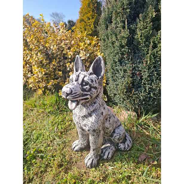 Betonová zahradní figurka Pes Ovčáček figurka pejsek