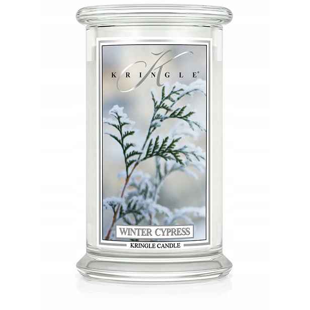 Winter Cypress – Kringle Candle – velká svíčka se dvěma knoty (624 g)