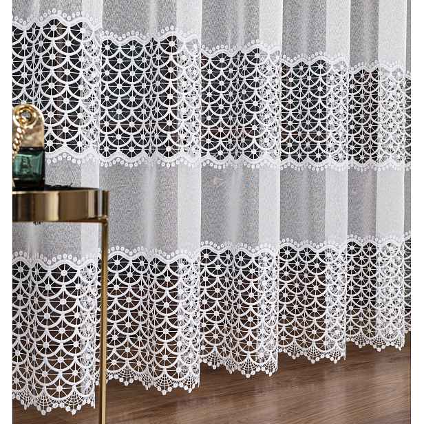 600x180 Záclona s guipurou bílá markýza hotová šitá na pásku