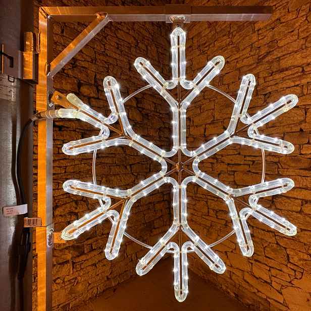 Easy Fix 2D LED světelná vločka III, Ø 83 cm, ledově bílá, sada na veřejné osvětlení, hliník