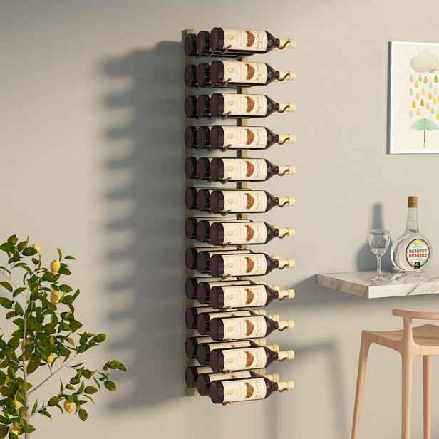 Nástěnný stojan na víno na 18 lahví 2 ks Dekorhome Zlatá
