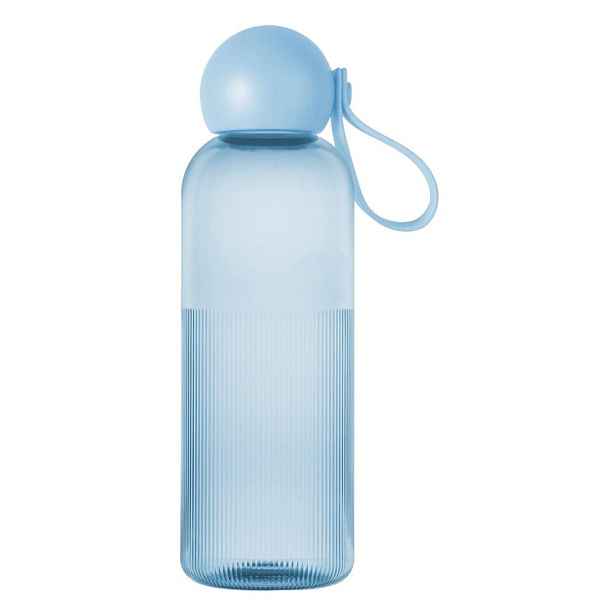 Světle modrá cestovní lahev z recyklovaného plastu 650 ml Ture – Sagaform