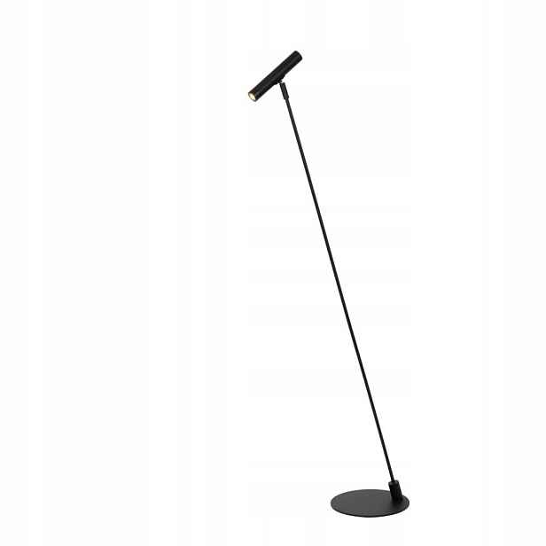 Černá podlahová lampa Alec s pohyblivým zdrojem světla vedle křesla Lucide