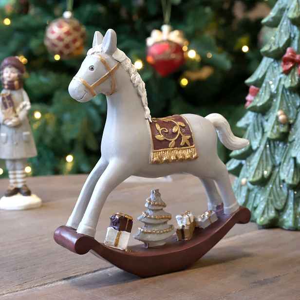 Dekorace figurka houpací koník Cherry Noël s dárky – 18*4*18 cm Chic Antique