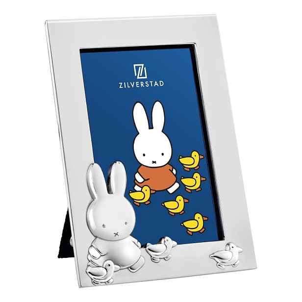 Kovový stojací rámeček ve stříbrné barvě 7x10 cm Miffy – Zilverstad