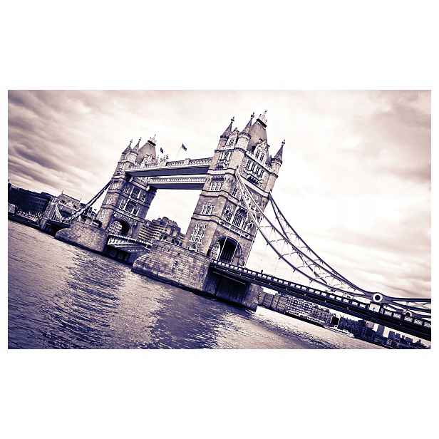 Fototapeta Tower Bridge Londýn Kámen šedo-ocelové tóny 200x140 lepidlo