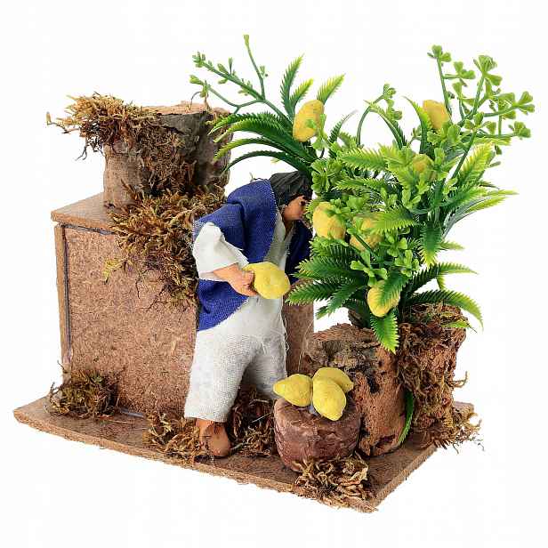 Pohyblivá figurka do Betlému „Sbírka citronů“ na 220 V – pro postavy o výšce 10 cm