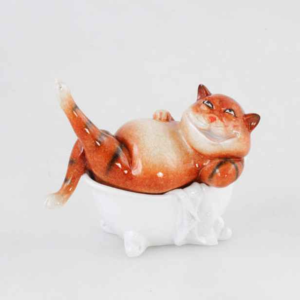 Kočka ve vaně polystone oranžová 13cm