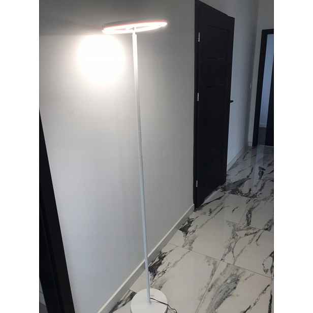 Stojací Led lampa Moderní s dálkovým ovládáním, bílá, anglická zástrčka, adaptér